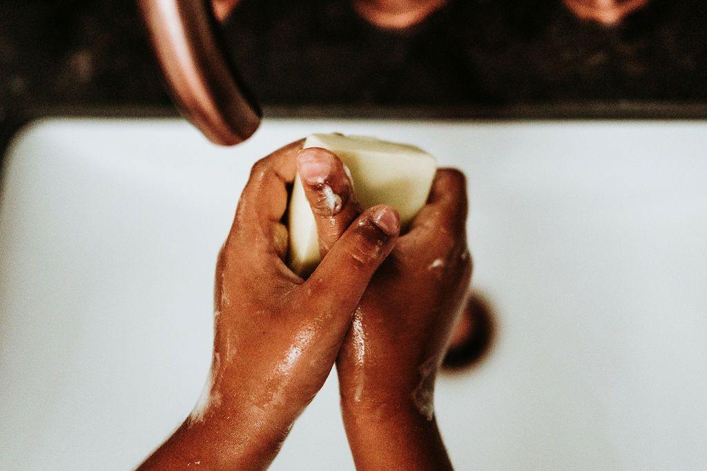 On-the-Go: Mini-Travel Bundles: Soap & Loofah Sets - Sitti Social Enterprise Limited.