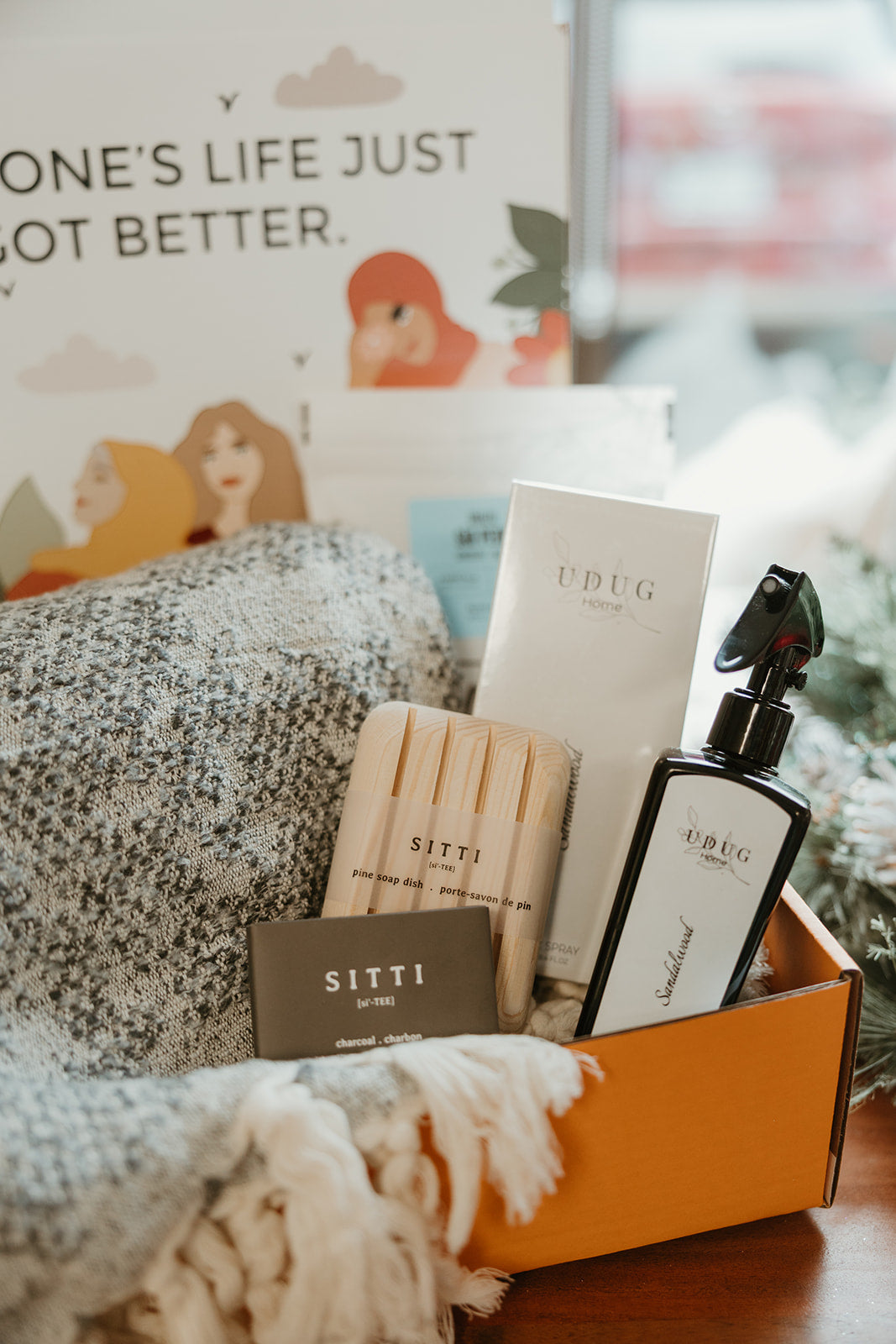 Cozy Comfort Home Sitti Gift Box